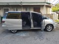 Selling 2nd Hand Toyota Previa 2005 Automatic Gasoline in Makati -4