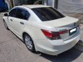 Selling White Honda Accord 2011 Automatic in Makati -4