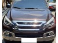 Sell 2018 Isuzu Mu-X at 4000 km -0