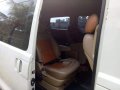 Selling Hyundai Grand Starex 2011 Van at 33000 km -4