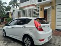 Selling White Hyundai Accent 2015 Hatchback Automatic Diesel at 47000 km -3