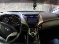 Sell 2nd Hand 2012 Hyundai Elantra Sedan in Valenzuela -3