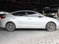 Hyundai Elantra 2017 Sedan Manual Gasoline for sale-8