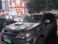 2005 Toyota Fortuner at 98000 km for sale -0