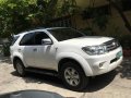 Sell White 2010 Toyota Fortuner at 112290 km in Metro Manila -0