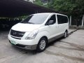 Selling Hyundai Starex 2010 in Quezon City-7