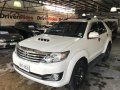 Pearl White 2015 Toyota Fortuner Diesel Automatic for sale in Quezon City-0