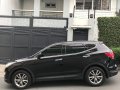 Black Hyundai Santa Fe 2013 for sale in Manila-2