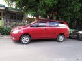Selling Toyota Innova 2014 Manual Diesel in Quezon City -3