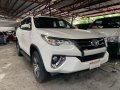 Selling White Toyota Fortuner 2017 in Quezon City-3