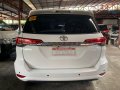 Selling White Toyota Fortuner 2017 in Quezon City-1
