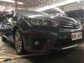 Selling Grey Toyota Corolla Altis 2016 in Quezon City -3