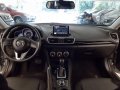 Selling 2016 Mazda 3 Hatchback in Makati -0