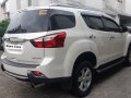 2016 Isuzu Mu-X for sale in Quezon City-7