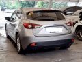 Selling 2016 Mazda 3 Hatchback in Makati -3