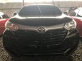 Selling Black Toyota Avanza 2018 at 6800 km -1