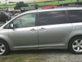 2011 Toyota Sienna for sale in Pasig -9