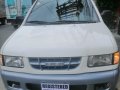 Isuzu Crosswind 2002 for sale in Quezon City-7