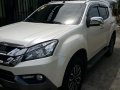 Used Isuzu Mu-X 2017 for sale in Silang -5