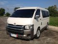 Toyota Grandia 2005 Van Manual Diesel for sale-3