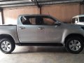 2016 Toyota Hilux Manual Diesel for sale -3
