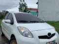 Selling White Toyota Yaris 2012 Automatic in Malolos -0