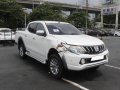 Selling White Mitsubishi Strada 2018 Automatic Diesel -4