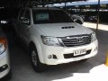 White Toyota Hilux 2015 at 35111 km for sale -0