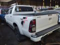 White Toyota Hilux 2015 Manual Diesel for sale -1