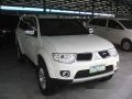 Selling White Mitsubishi Montero Sport 2013 Automatic Diesel -4