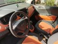 Sell Orange 2015 Hyundai Grand i10 Hatchback at 31000 km -3