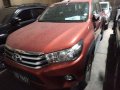 Selling Orange Toyota Hilux 2017 in Makati -5