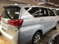 Selling Silver Toyota Innova 2017 Manual Diesel at 6800 km -1