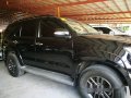 Sell Black 2015 Toyota Fortuner at 54060 km -5