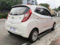 Sell White 2016 Hyundai Eon at 28000 km -3