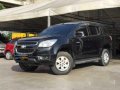 Selling Black Chevrolet Trailblazer 2013 in Makati -7