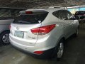 Selling Silver Hyundai Tucson 2013 Automatic Diesel-1