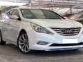 Selling  Hyundai Sonata 2010 Sedan at 20000 km-5