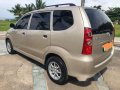 Selling Beige Toyota Avanza 2009 in Cebu-5