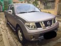 Silver Nissan Frontier Navara 2013 at 97000 km for sale-6