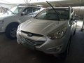 Selling Silver Hyundai Tucson 2013 Automatic Diesel-3