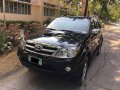 Black Toyota Fortuner 2008 at 100000 km for sale-0