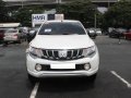 Selling White Mitsubishi Strada 2018 Automatic Diesel -3