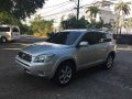 Silver Toyota Rav4 2006 at 70000 km for sale-2