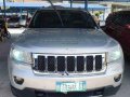 Silver Jeep Grand Cherokee 2012 for sale in Makati-9