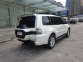 Selling White Mitsubishi Pajero 2015 at 54000 km -6