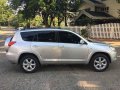 Silver Toyota Rav4 2006 at 70000 km for sale-1