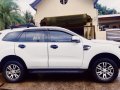 White Ford Everest 2016 Automatic Diesel for sale -0