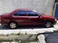 Red Nissan Sentra 2000 at 118000 km for sale-3