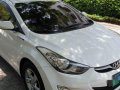 Selling White Hyundai Elantra 2012 Manual Gasoline -6